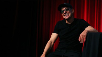 GALA VIDEO - Jean-Claude Van Damme : une plainte déposée pour attentat à la pudeur contre l’acteur