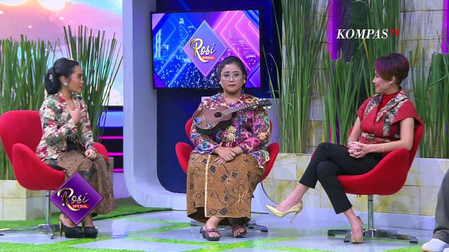 Anak Muda Banyak Suka Lagu Pop, Tapi Woro Mustiko Pilih Keroncong. Merasa Terbebani? | Rosi