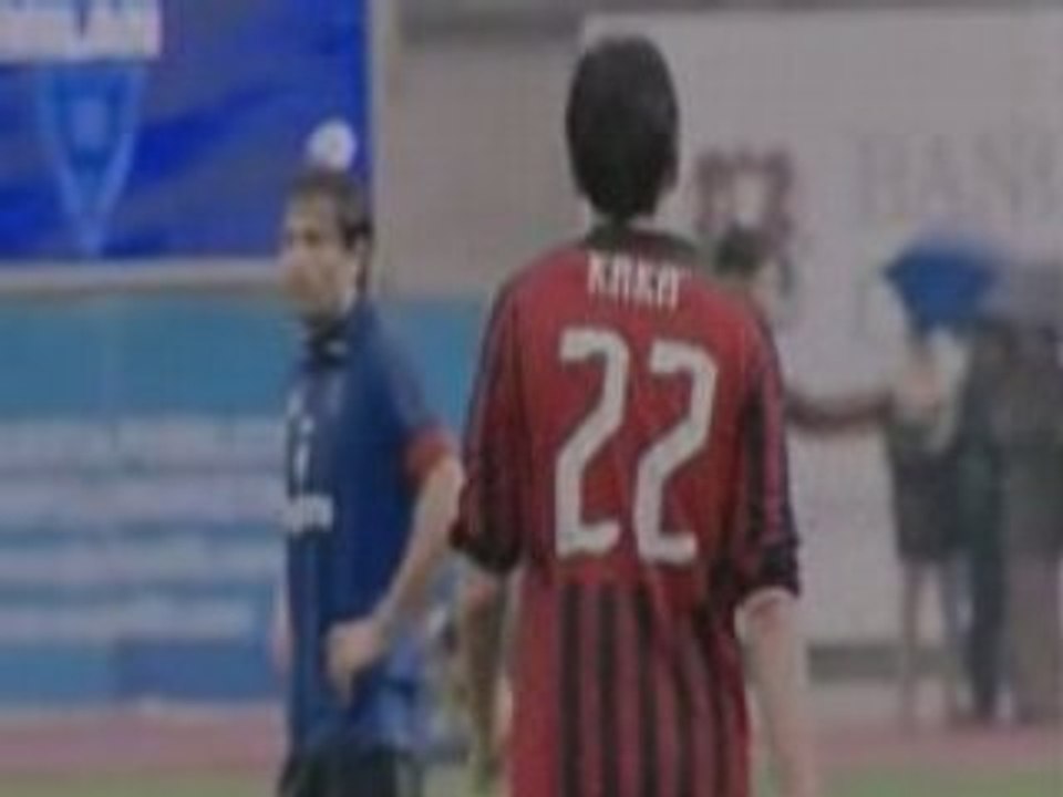 [1 - 3] 89' Ricardo Kaká