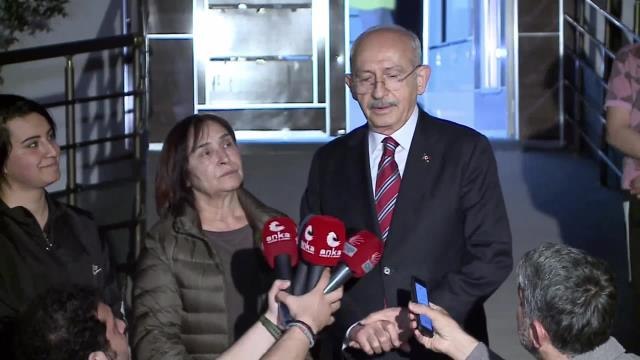 Kılıçdaroğlu, Başkent'te Dört Aydır Elektriği Kesik Olan Aileyi Ziyaret Etti: Nerede Bu Sosyal Devlet, İktidar, Nerede Saray ve Şürekası... Her...