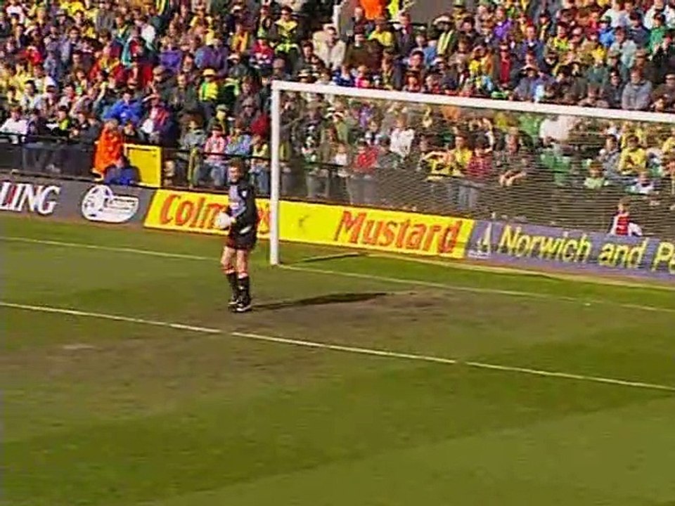 Season 1993-94 - Norwich City vs Southampton - 09.04.1994