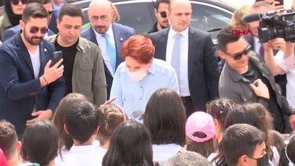 Akşener, 23 Nisan'ı çocuklarla kutladı
