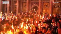 بدون تعليق: المسيحيون الأرثوذكس يحتفلون بالشعلة المقدسة في كنيسة القيامة