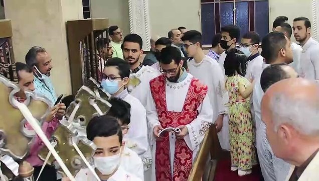 14 كنيسة تشهد صلاة قداس عيد القيامة.. ومحافظ كفر الشيخ يهنئ البابا تواضروس