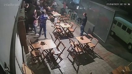 Vídeo mostra momento após briga em bar de BH que deixou um morto
