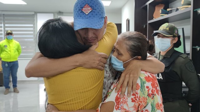 Liberan a patrullero secuestrado por disidencias de las Farc en Valle del Cauca