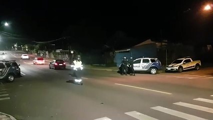 Descargar video: PM, Guarda Municipal e Transitar realizam Operação Bloqueio,  em Cascavel