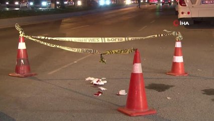 Bakırköy'de genç bir kadın seyir halindeki otomobilden atladı