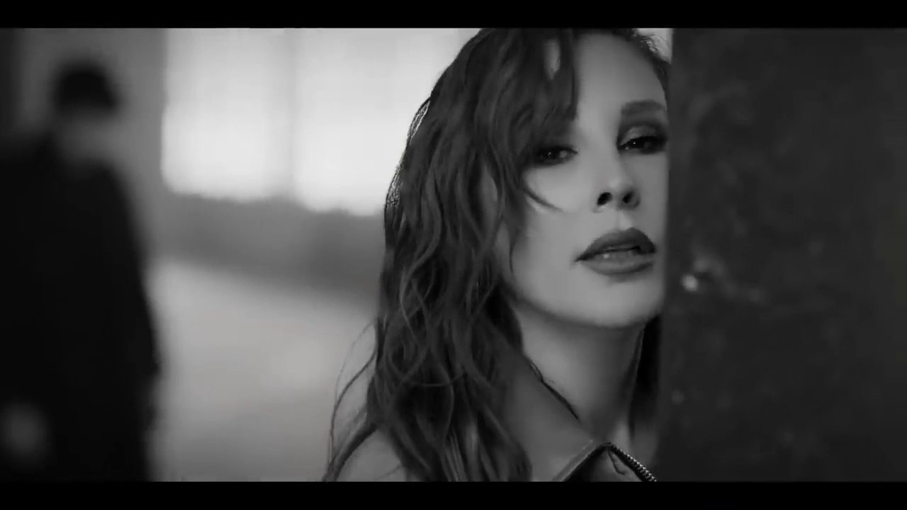 Semicenk & Funda Arar - Al Sevgilim