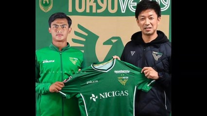 JADI PERHATIAN PENONTON!!! AKSI PRATAMA ARHAN DI HADAPAN SPORTER TOKYO VERDY....