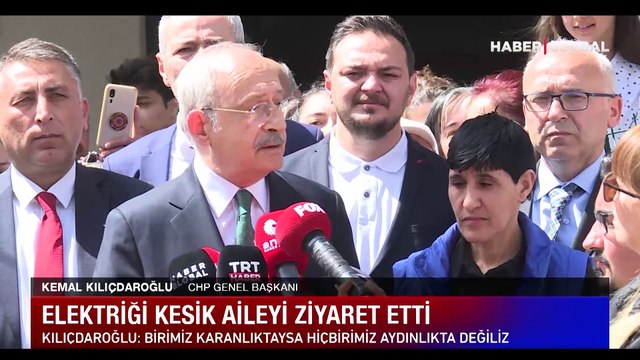 Kılıçdaroğlu, Mamak'ta borcu nedeniyle elektriği kesilen aileyi ziyaret etti
