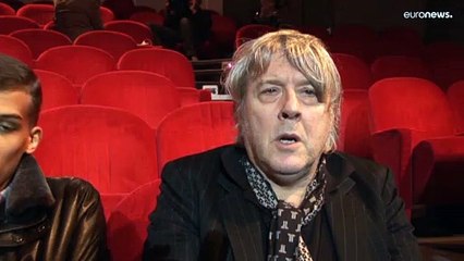 Умер бельгийский рок музыкант Арно