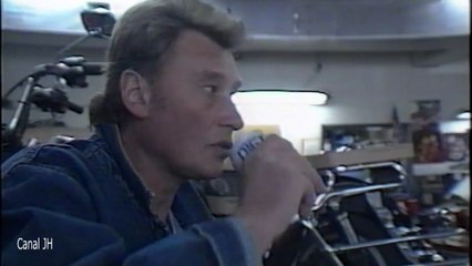 Johnny Hallyday-réception de la Harley - 1990