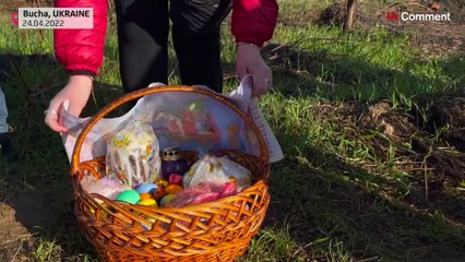 NoComment: Возрождение после ужаса. Православные празднуют Пасху в Украине