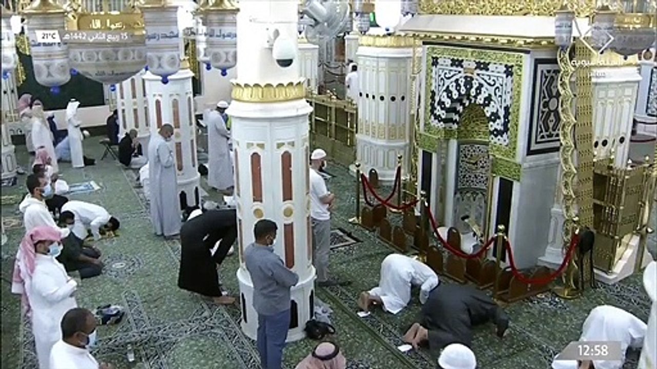 #قناة السنة النبوية  حديث الرسول صلى الله عليه وسلم عن فضل قراءة القرآن الكريم