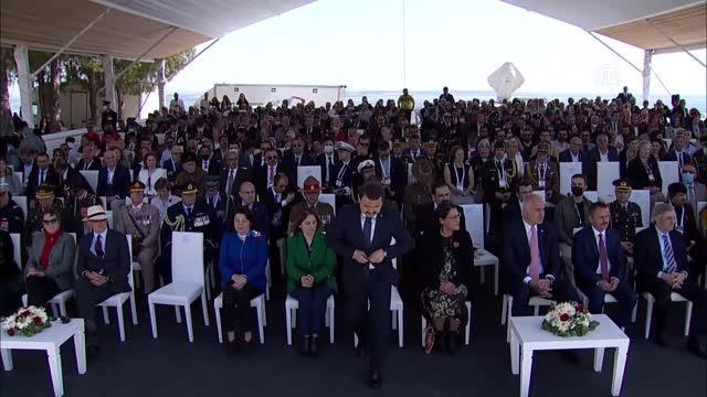 Son dakika haberi! ÇANAKKALE - Şehitler Abidesi'nde Çanakkale Kara Savaşları'nın 107. yılı töreni düzenlendi (3)