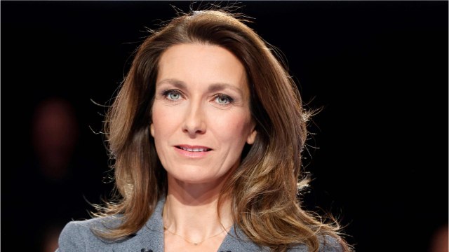 GALA VIDEO - “Mais qui est cette nana ?” : Anne-Claire Coudray choquée par l’image qu’elle renvoyait à la télévision