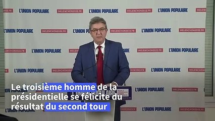 Jean-Luc Mélenchon se félicite de la défaite de Marine Le pen