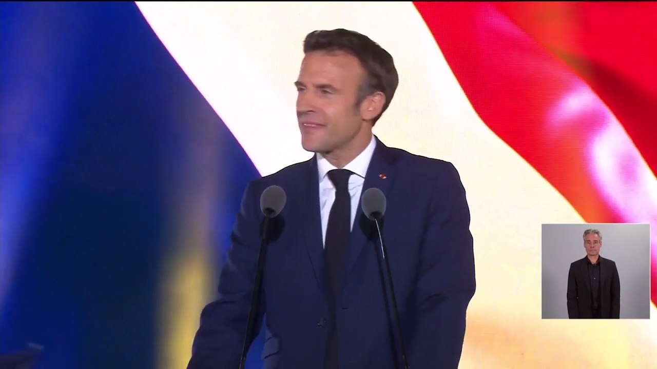 Presidenziali Francia, il discorso di Macron dopo la vittoria: "Risponderò alla rabbia del Paese"