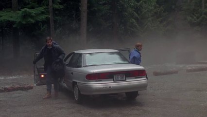 Mulder and Scully Getting Into and Out Of Rental Cars and other vehicles (Part 1 of 3)