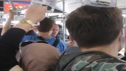 Metrobüste kadına skandal sözler: Senin gibi eşim olsa kafasını koparırım