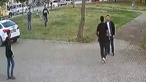 Adana’da gaspçı dehşeti! Telefonu vermeyince yüzünden bıçakladı