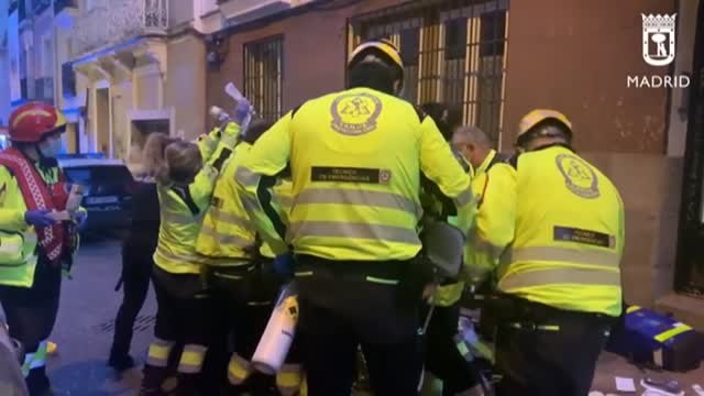 Una mujer de 95 años fallece en uno de los dos incendios que se registraron ayer en Madrid