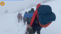 Appennino Bologna, soccorsi scoot sorpresi da una bufera di neve