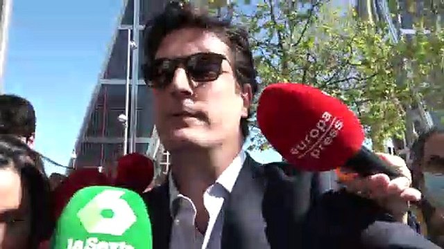 Así ha sido la llegada de Luis Medina a los juzgados de Plaza Castilla para prestar declaración ante el juez