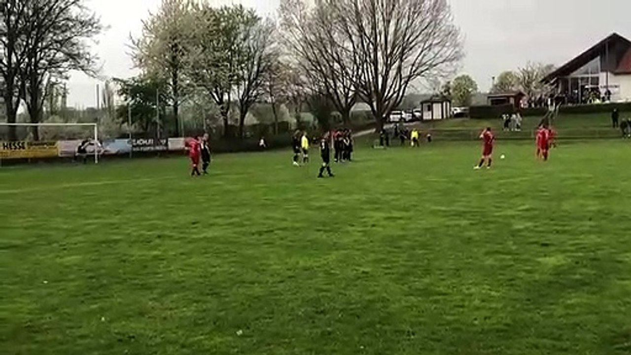 Das 3:1 für die SVGE durch Marcel Amelung gegen den Bovender SV II