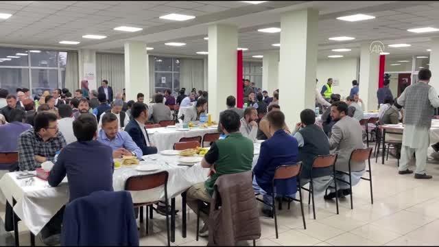 KABİL- TİKA Afganistan'daki Türkiye mezunlarına iftar verdi