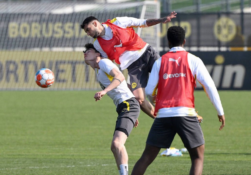 Ukrainischer BVB-Gastspieler Aussi: 'Weiß nie, ob sie noch am Leben sind'