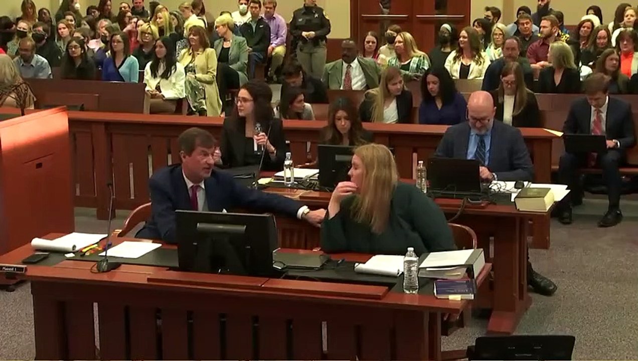 LIVE- Johnny Depp continues testimony in defamation case against Amber Heard