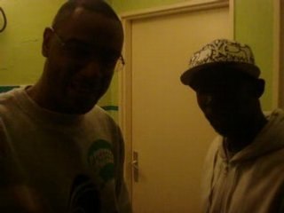 DEDICACE DE BABA DU G8  ET DE DJ FIRST MIKE POUR MC WLAD