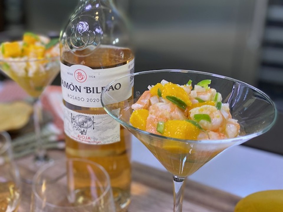 Ceviche de camarón con mango y albahaca / cocina al natural
