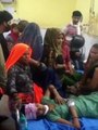 शादी की पहली सालगिरह पर पत्नी को किया लहुलुहान:ट्रेन में साथ सफर कर रहे पति ने रेलवे स्टेशन पर उतरते ही हमला कर पत्नी को किया घायल