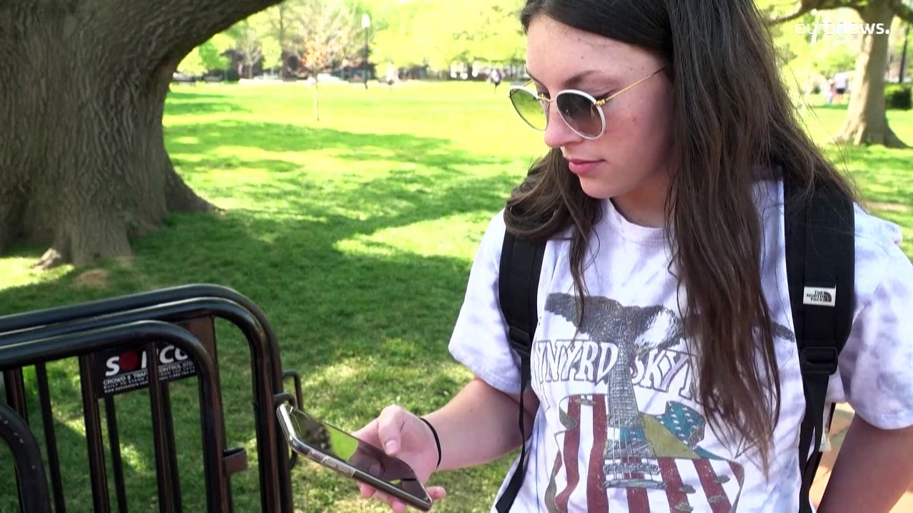 "Свобода слова - основа демократии": Илон Маск комментирует покупку Twitter