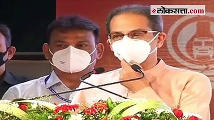 उद्धव ठाकरेंनी साधला राणा दाम्पत्यावर निशाणा