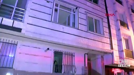 Yangında mahsur kalan 12 kişi kurtarıldı