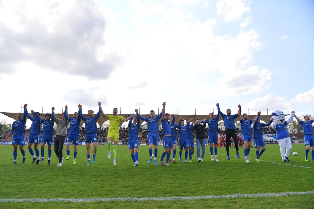 Direkte Ecke beim 4:0 gegen Flensburg: Oldenburg träumt vom Aufstieg