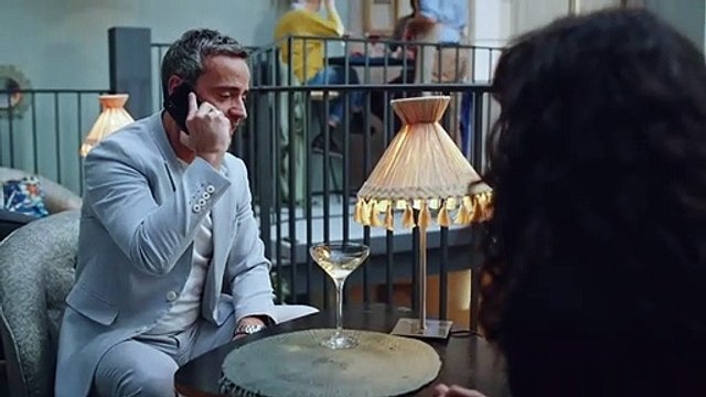 Plus belle la vie : [Indiscrétion] - Le père de Betty débarque à Marseille !