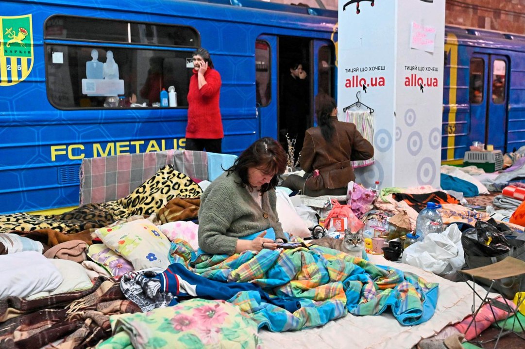 Leben im Untergrund: 700 Menschen seit Monaten in U-Bahn-Station