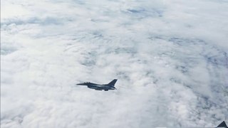 F-16 cockpit view