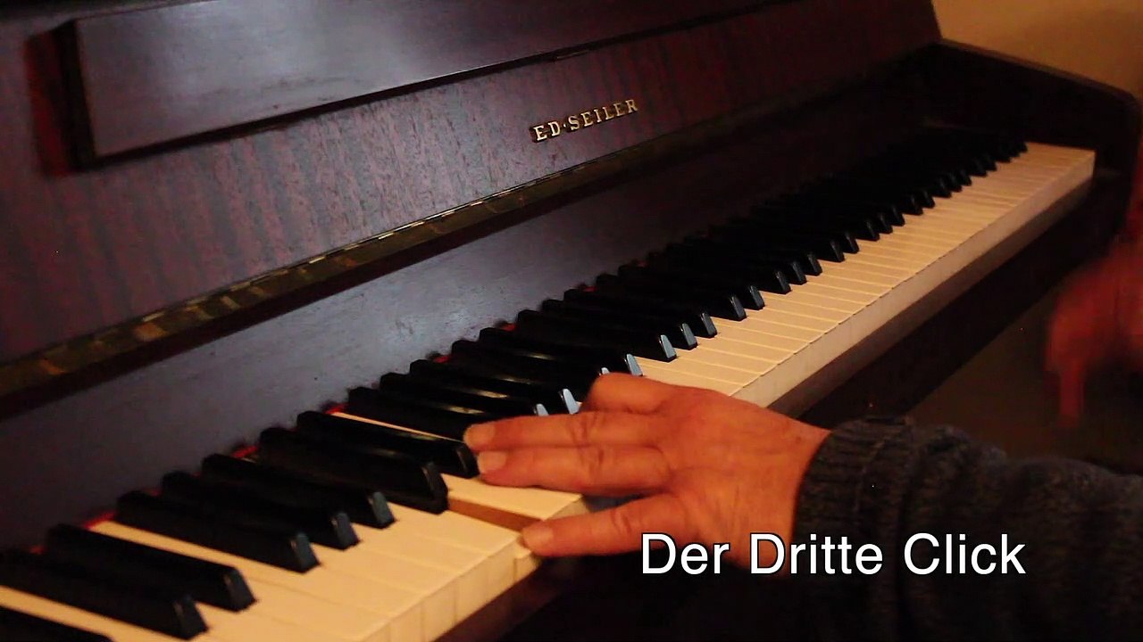 Christoph Oesers "Sinnfreie Gespräche" - Text & Piano