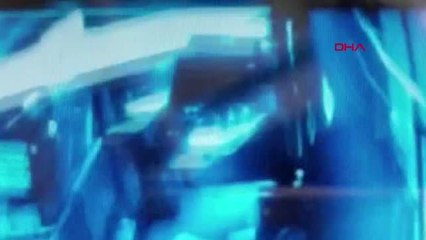 Son dakika! KÜÇÜKÇEKMECE'DE BABASINI BIÇAKLAYARAK ÖLDÜRDÜ