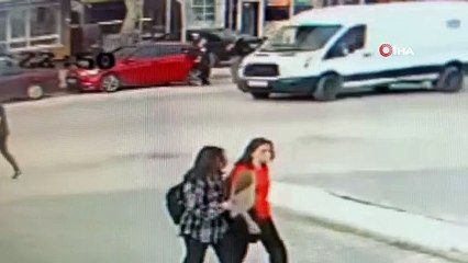 Feci kaza kamerada! Motosiklet ile jip kafa kafaya çarpıştı