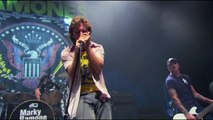 Sheena Is a Punk Rocker (with Ramones) - Eddie Vedder (live)