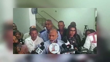 Presidente de la ADP llegó a reunión con contrapropuesta para ministro de Educación en mano