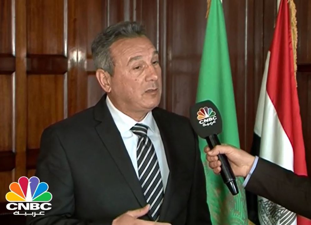 الإتربي لـCNBC عربية: حصيلة تنازل المواطنين المصريين عن الدولار في بنك مصر بلغت 1.6 مليار دولار