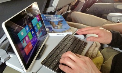 أمريكا تحظر على ركاب بعض الطائرات حمل الكترونيات كبيرة!